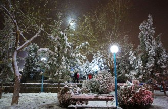 برف به جای آب در بستر زاینده رود