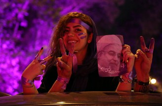 جشن هواداران روحانی در نقاط مختلف ایران