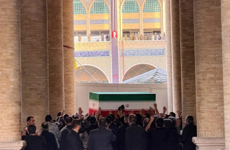 مراسم وداع با رهبر شهید