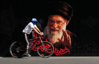 مراسم وداع با رهبر شهید