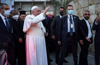 سیمای پاپ فرانسیس در عراق 