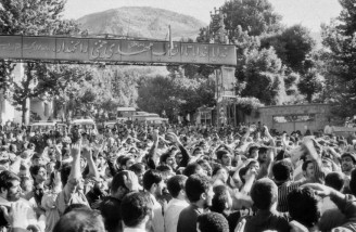 یک سوگواری تاریخی 