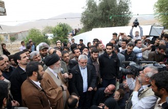 بازدید ِ سرزده رهبر انقلاب از مناطق زلزله زده کرمانشاه