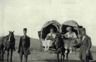 سفر دو زن آمریکایی به ایران تصاویر ِ مجله نشنال جئوگرافیک از ایران در فروردین ماه سال ۱۳۰۰