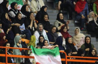 حضور دوباره بانوان در ورزشگاه آزادی