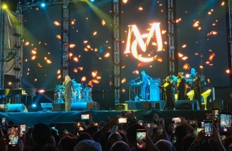 اجرای ماریا کری خواننده زن آمریکایی در عربستان