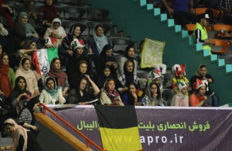 حضور دوباره بانوان در ورزشگاه آزادی