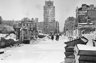 ورشو پس از آزادی از اشغال فاشیست ها، سال ۱۹۴۵
