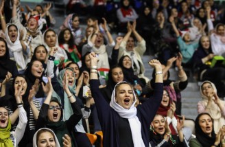 حضور دوباره بانوان در ورزشگاه آزادی