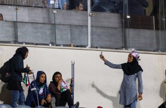 اولین حضور زنان در ورزشگاه آزادی پس از سال ۱۳۶۰ 