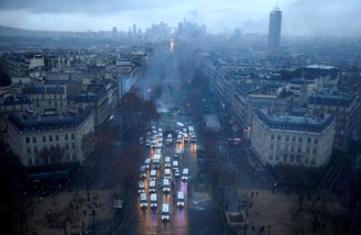 فریاد جلیقه های زرد پاریس