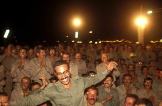 پادگان‌ اشرف| رقص ِ منافقین با ادوات نظامی عراقی ها