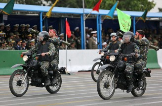 رژه روز ارتش در ایران 