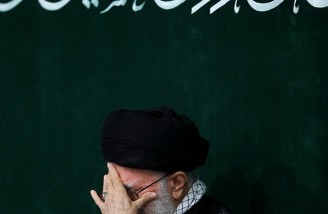 مراسم عزاداری شب عاشورا در حضور رهبر انقلاب