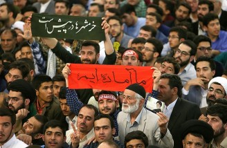 سخنرانی رهبر انقلاب در اجتماع زائران و مجاوران حرم رضوی