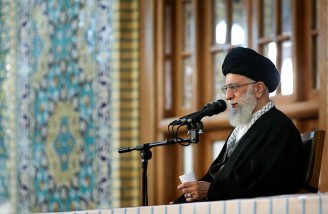 سخنرانی رهبر انقلاب در اجتماع زائران و مجاوران حرم رضوی
