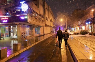 برف به جای آب در بستر زاینده رود