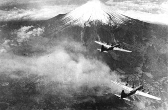 سقوط امپراتوری ژاپن در جنگ جهانی دوم