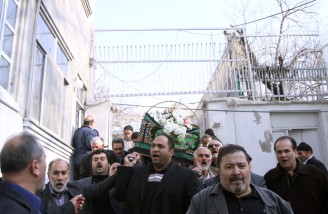  مراسم تشییع سید صادق طباطبایی از حسینیه جماران