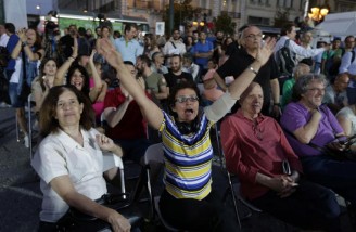 جشن پیروزی در یونان جشن پیروزی در یونان