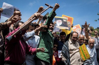 آتش زدن پرچم آمریکا و تذکر به دولت حسن روحانی در تهران