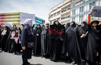 آتش زدن پرچم آمریکا و تذکر به دولت حسن روحانی در تهران
