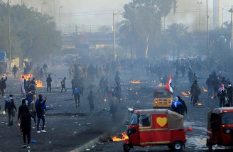خیابان‌های بغداد زیر پای معترضان