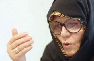 مهدی کروبی هرگونه دخالت فراقانونی را به رسمیت نمی شناسد