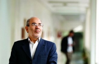 مردم ما فرشته‌اند و سختی‌ها را تحمل می‌کنند