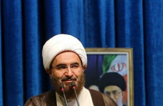 گویا در بسیاری از ادارات انقلاب راه پیدا نکرده است 