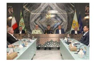 محتکران وطن‌فروش هستند