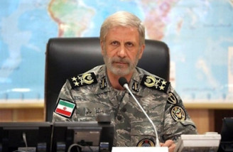 گریبان کسانی که رهبر ما را شهید کردند رها نمی‌کنیم