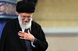 رهبر انقلاب: مردم ممکن است از شخص حقیر هم انتقاد داشته باشند