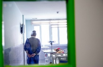 ۱۳۸ نفر از مبتلایان کرونا تحت مراقبت قرار دارند