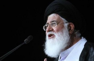 امام خمینی از درون قبر بر جامعه حکومت می‌کند
