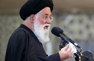 قلمروی فرماندهی رهبر انقلاب در جغرافیای ایران محدود نیست
