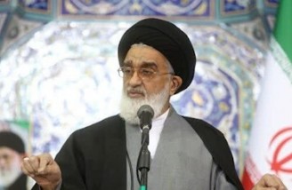 منافقین اگر توبه نکنند به عذاب الهی دچار می‌شوند