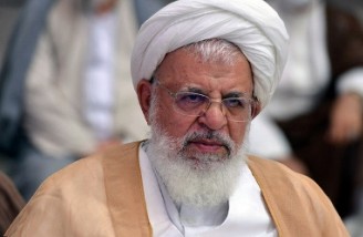 در دانشگاه های فرانسه دختر با حجاب را می کشند