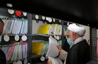 پس از بازداشت فرد خانواده او را در جریان قرار دهید