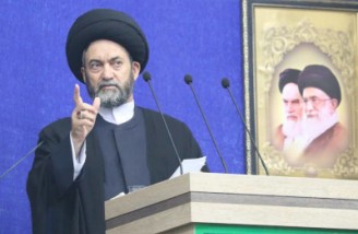 کالاهای سوئدی تحریم و سفیران این کشور اخراج شوند