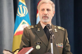 دست ما روی ماشه است