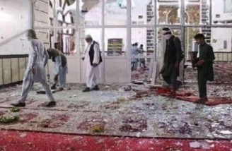 انفجار در بزرگترین مسجد شیعیان مزارشریف ۴۵ کشته برجای گذاشت