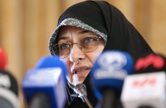 برابر چهار سال دولت‌های پیشین برای زنان کار کرده ایم