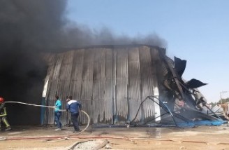 آتش سوزی در بزرگترین کارخانه تولید لوازم خانگی ایران مهار شد