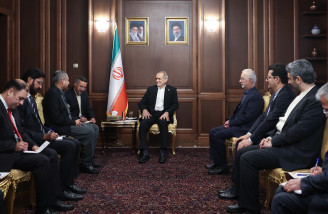 خواهان روابط پایدار با همسایگانیم