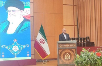 ما یک آرمانگرای واقع بین هستیم 