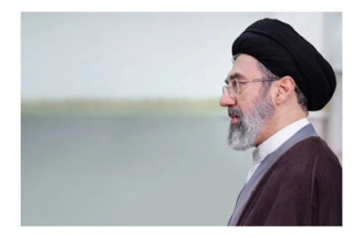 رهبر انقلاب