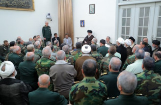 یک لحظه هم نباید متوقف شد