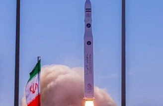 نخستین انسان ایرانی تا ۵ سال آینده به فضا پرتاب می شود