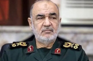 نبرد ما نبرد نور و تاریکی است